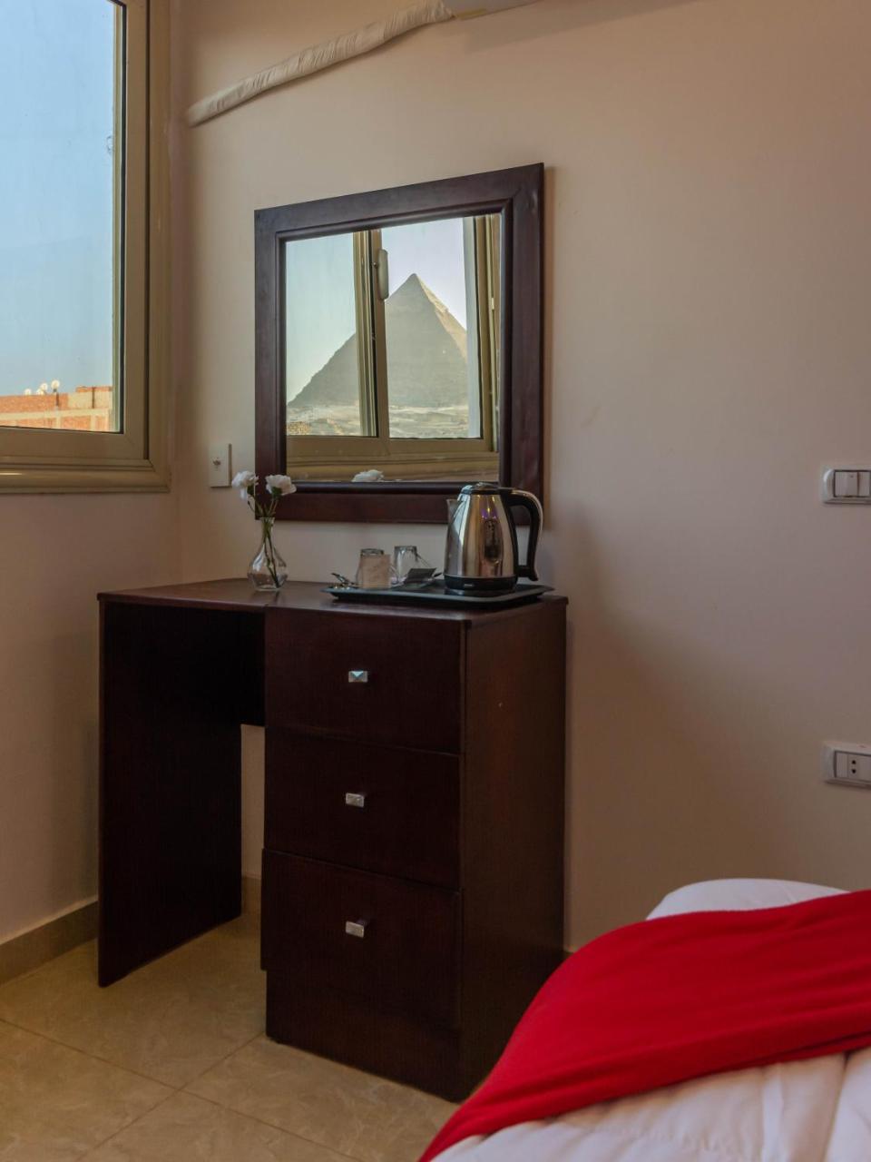 Amon Holiday Pyramids Inn Kafret el-Gabal Εξωτερικό φωτογραφία